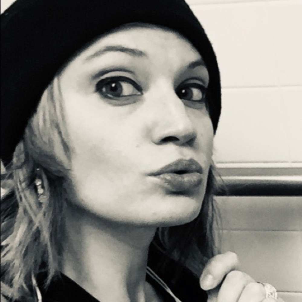 Meet your Posher, Jennifer